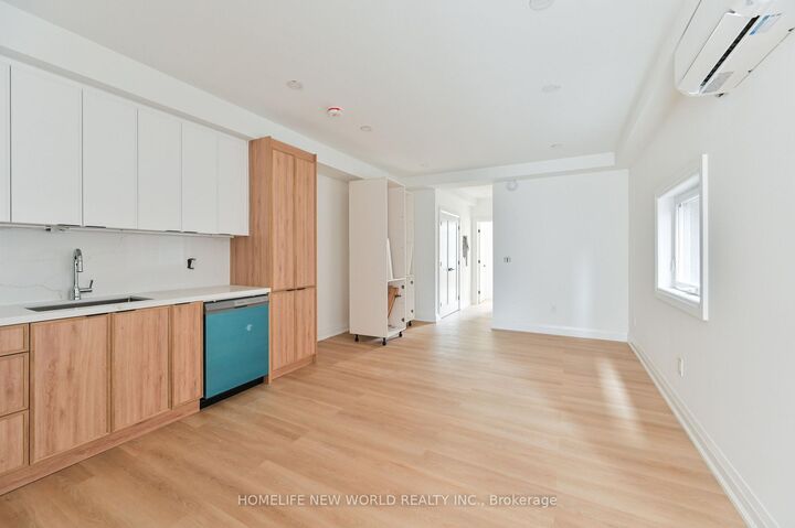 Property Photo:  228 Emerson Ave Avenue  ON M6H 3T6 