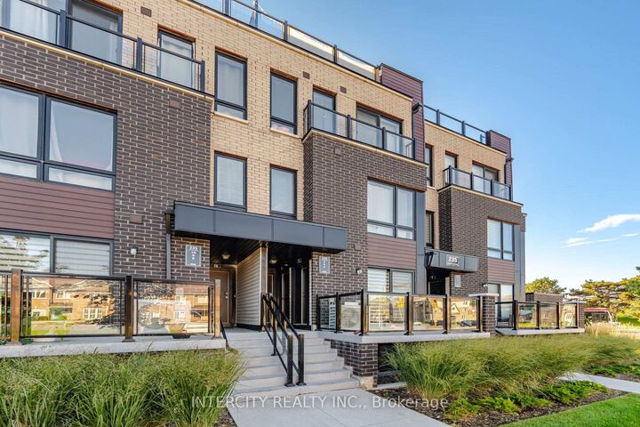 Property Photo:  235 McLevin Avenue 4  ON M1B 0E8 