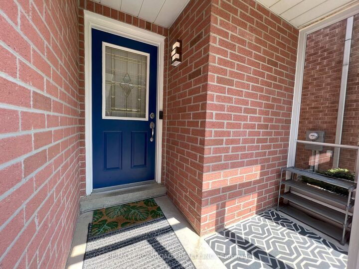 Property Photo:  51 Hood Crescent  ON L6Y 4S7 