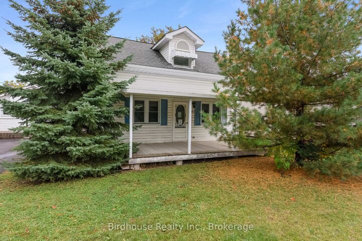 Property Photo:  147 East Street N  ON K0M 1A0 