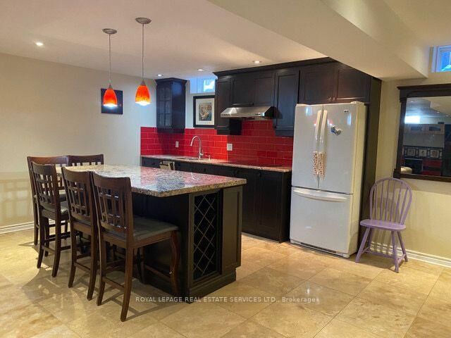 Property Photo:  2468 Chaplin Road Bsmt  ON L6H 0A4 