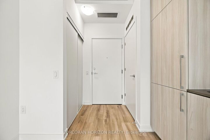 Property Photo:  7437 Kingston Road 312  ON M1B 0E9 