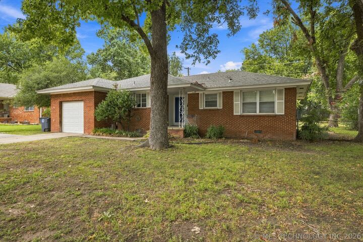 Property Photo:  2519 E 56th Street  OK 74105 