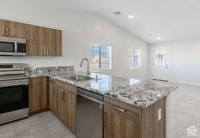 Property Photo:  427 N Meadow Ln  UT 84776 
