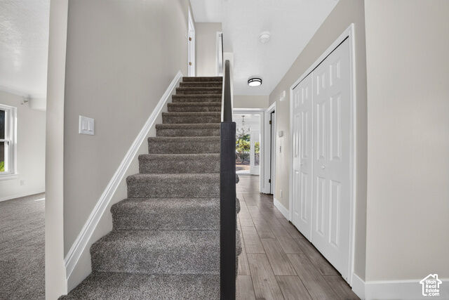 Property Photo: 5473 S Walden Wood Cir UT 84123