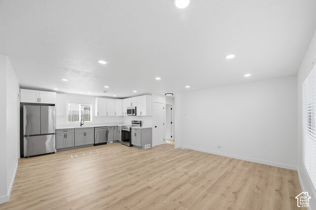 Property Photo: 279 E 4525 S UT 84405