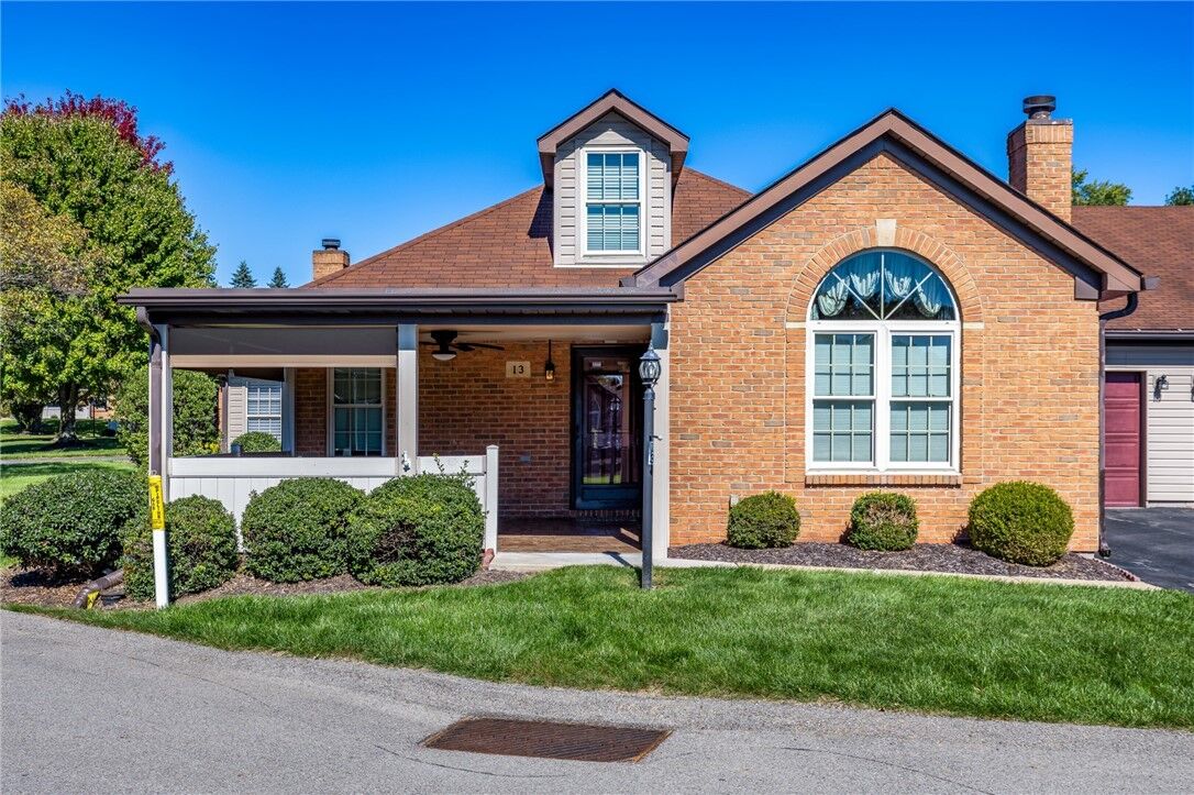 Property Photo: 13 Ashford Dr PA 16066