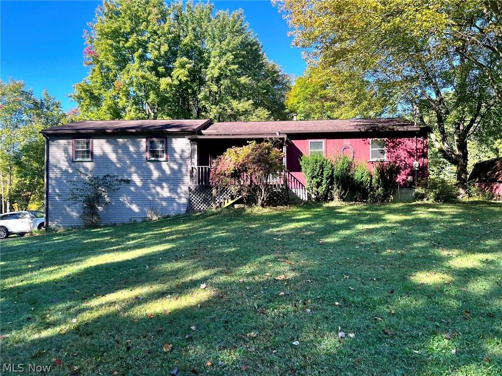 Property Photo: 6160 Highland Avenue OH 44481