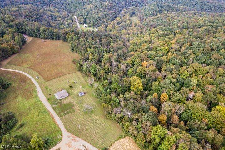 Property Photo:  1233 Dutchman Ridge Road  WV 26148 