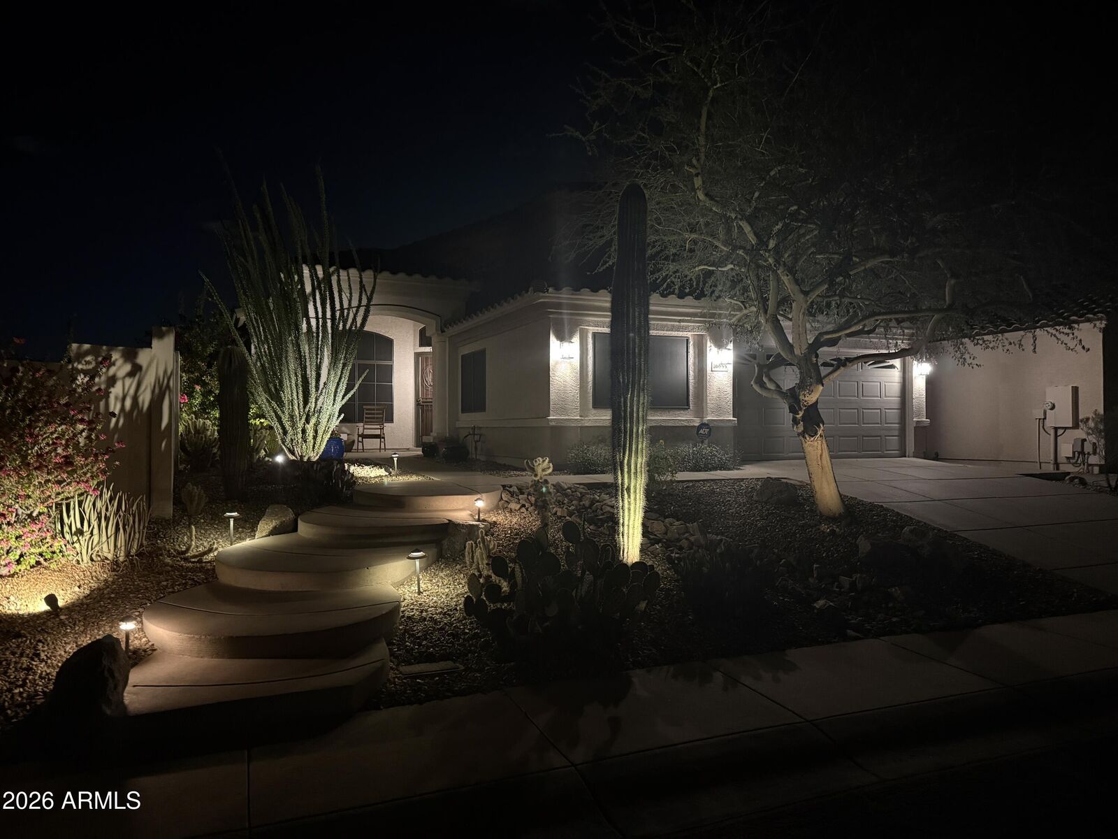 Property Photo: 16655 S 3rd Place AZ 85048