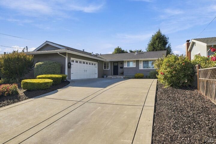 Property Photo: 1525 Weaverly Drive CA 94954