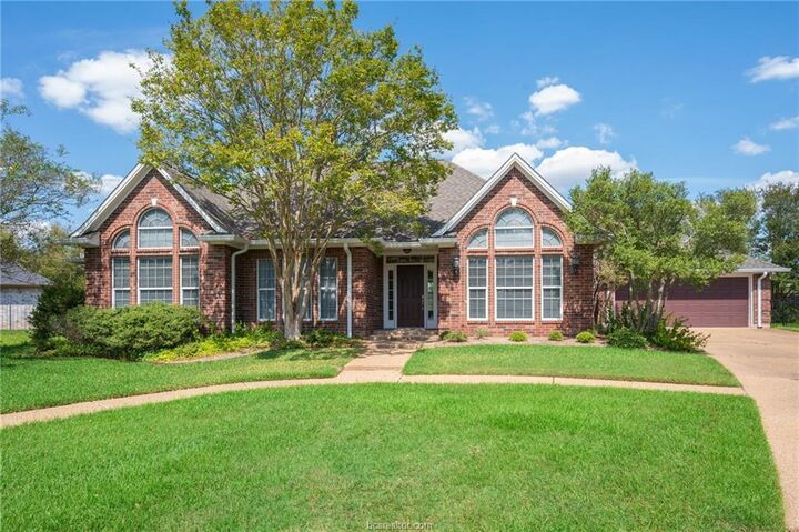 Property Photo: 1703 Serval Lane TX 77840