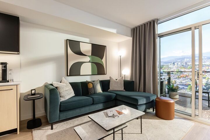 Property Photo: 13738 Central Avenue 2708 BC V3T 0X5