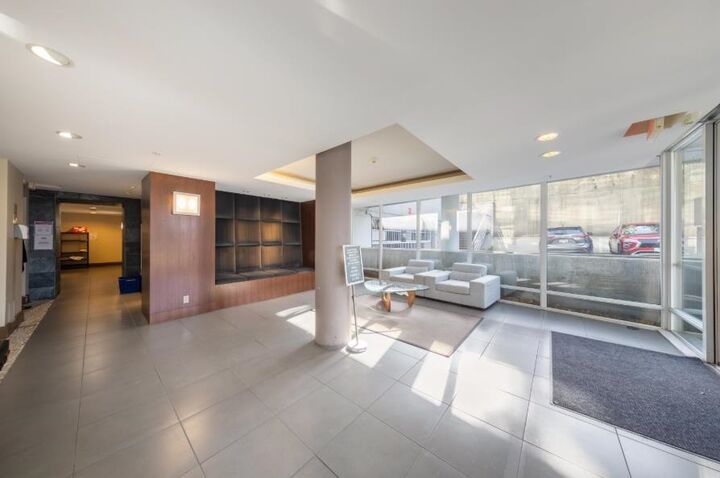 Property Photo:  8288 Lansdowne Road 1701  BC V6X 0B3 