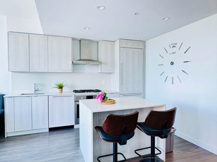 Property Photo:  2311 Beta Avenue 3006  BC V5C 0M1 
