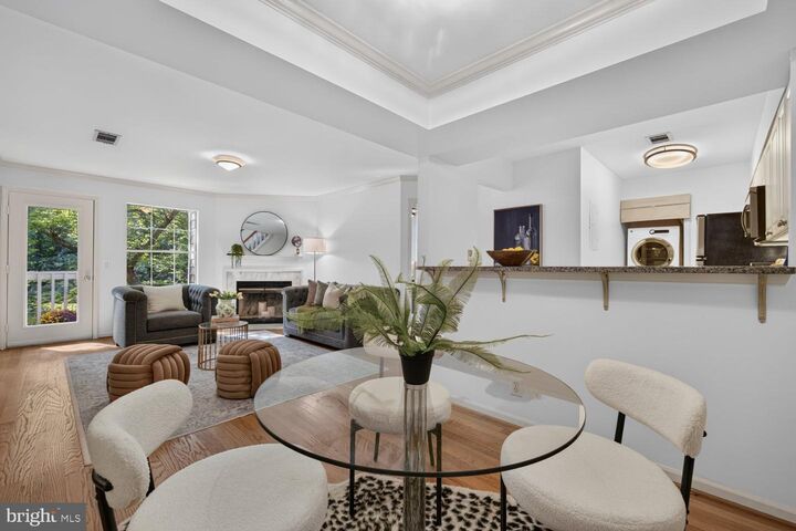 Property Photo:  5818 Inman Park Circle 210  MD 20852 