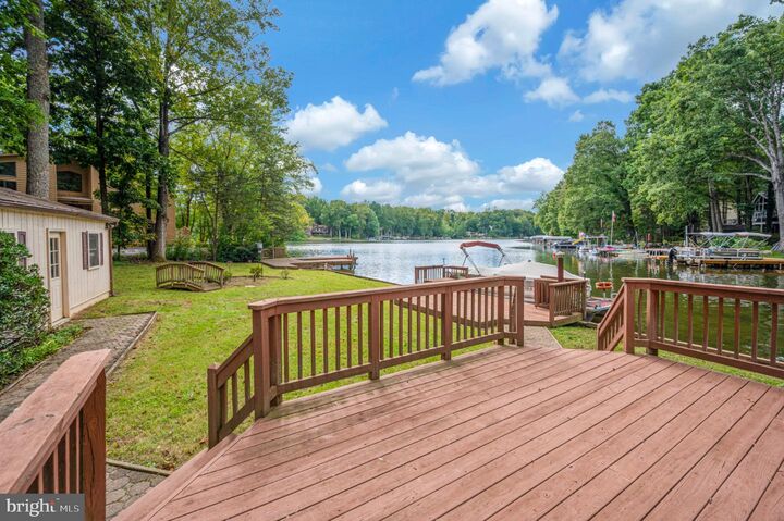 Property Photo:  102 Tyler Trl  VA 22508 