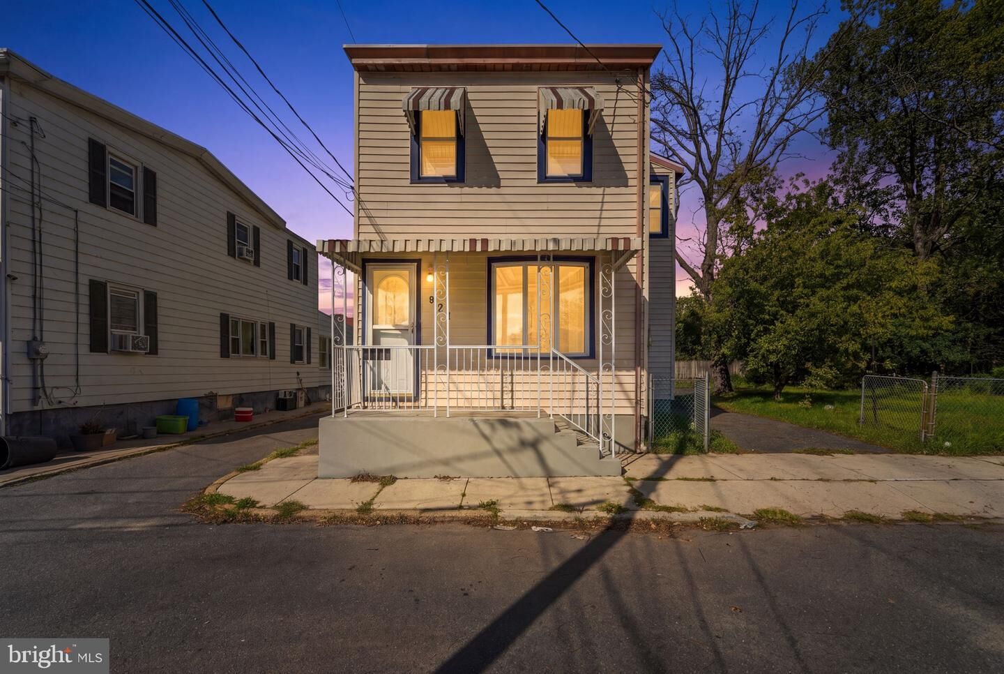 Property Photo:  921 George Street  NJ 08030 