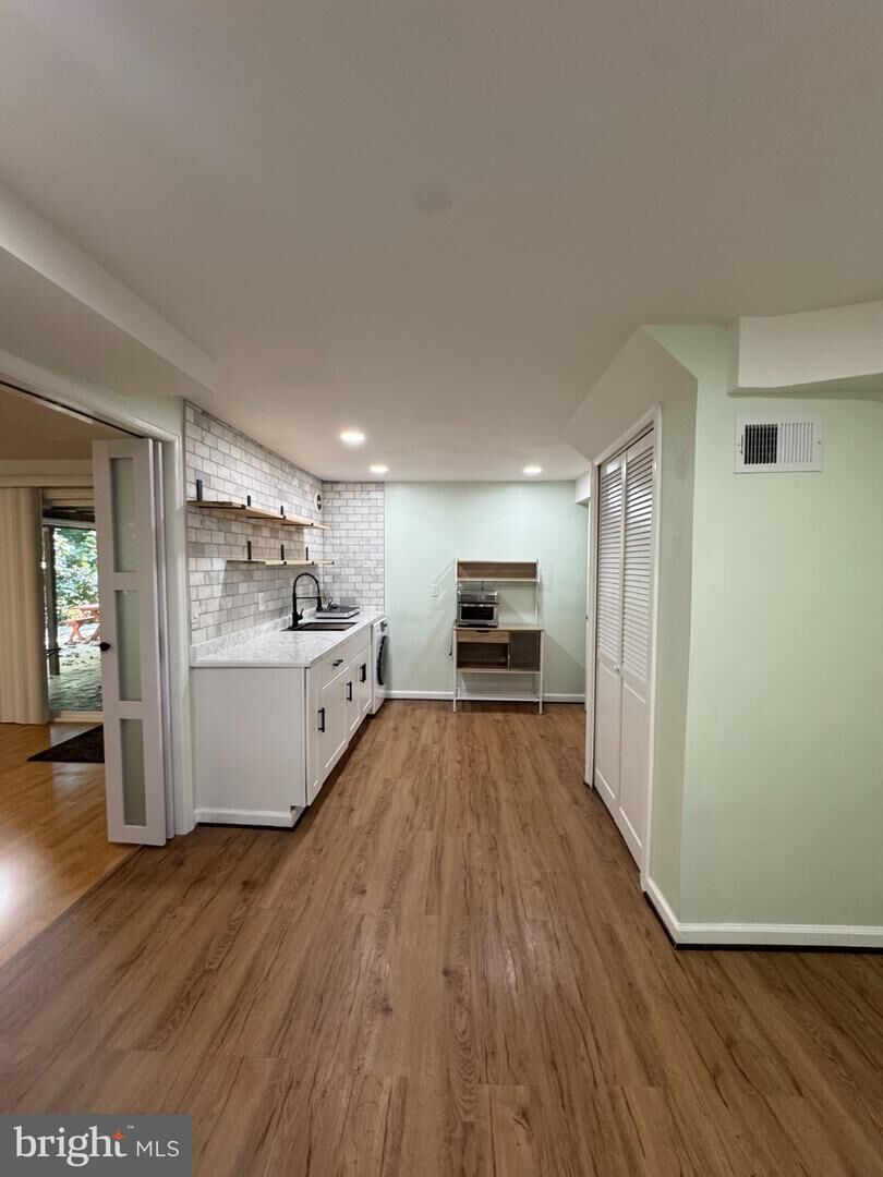 Property Photo:  2510 Paxton Street  VA 22192 