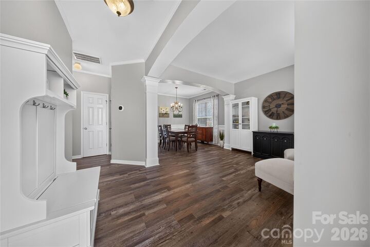 Property Photo: 5725 Lindley Crescent Drive NC 28079