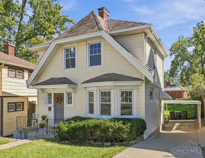 Property Photo:  5610 Homer Avenue  OH 45212 