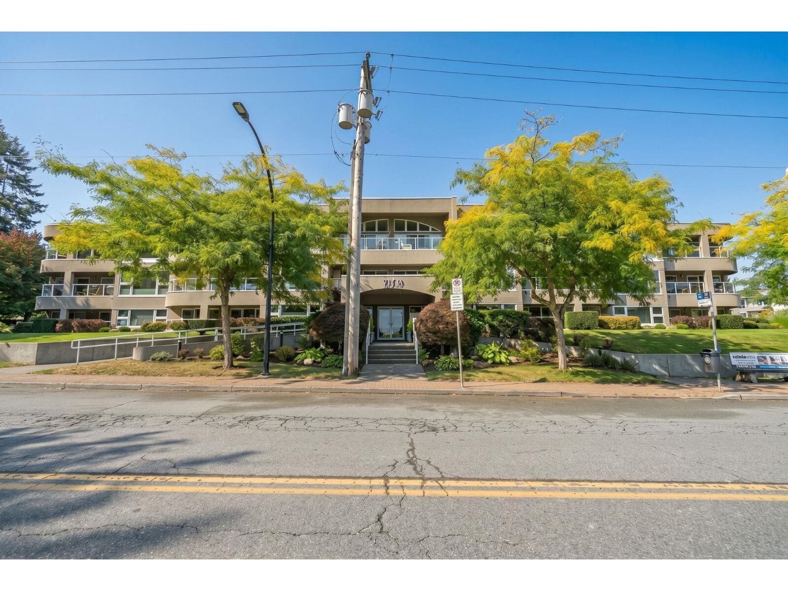 Property Photo:  15809 Marine Drive 304  BC V3B 1E7 