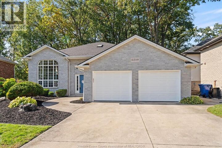 Property Photo: 6209 Wales Court ON N9J 3R7