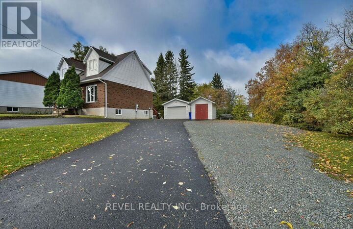 Property Photo:  110 McDougall Street  ON P0N 1H0 