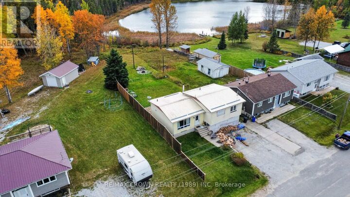 Property Photo:  24 Cedar Avenue  ON P0M 1Z0 