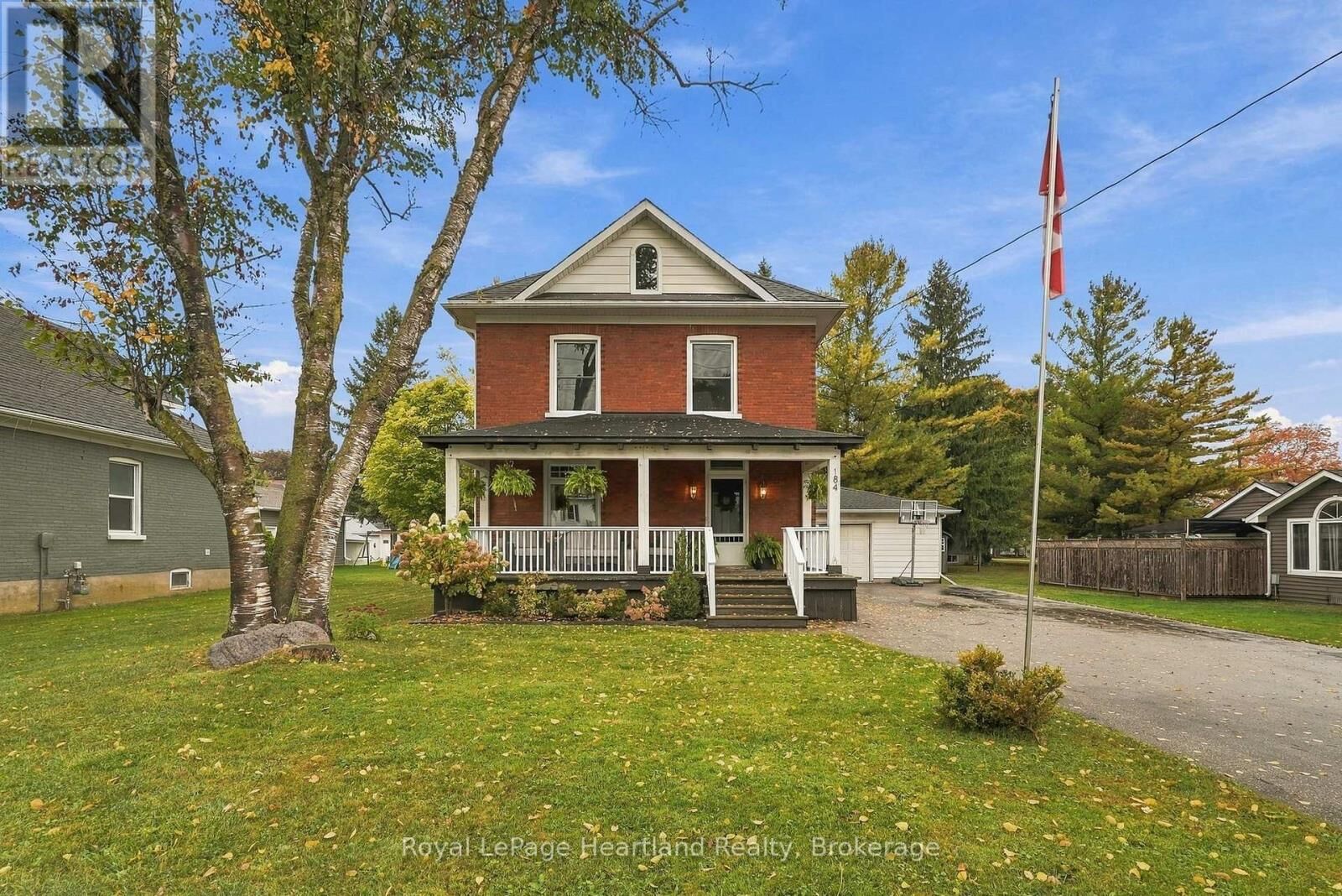 Property Photo:  184 Main Street  ON N0G 1B0 