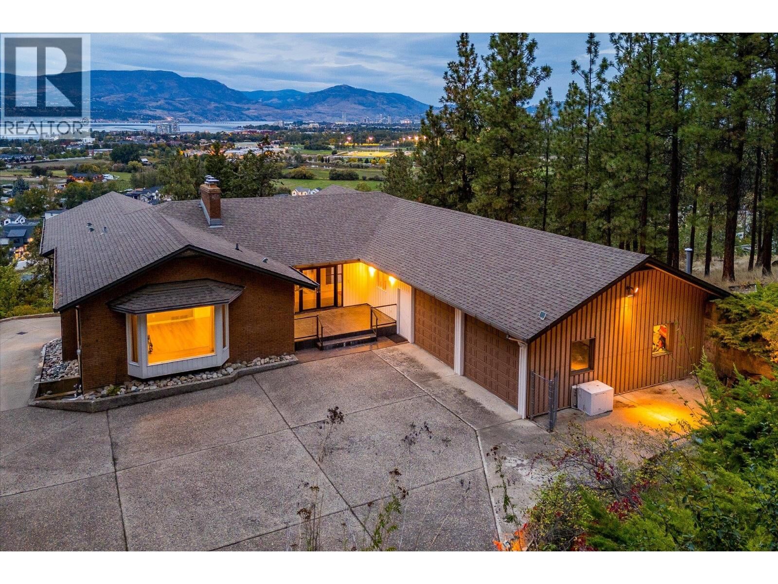 Property Photo:  1045 Bartholomew Court  BC V1W 4N2 