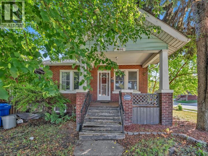 Property Photo:  1396 Moy Avenue  ON N8X 4S6 