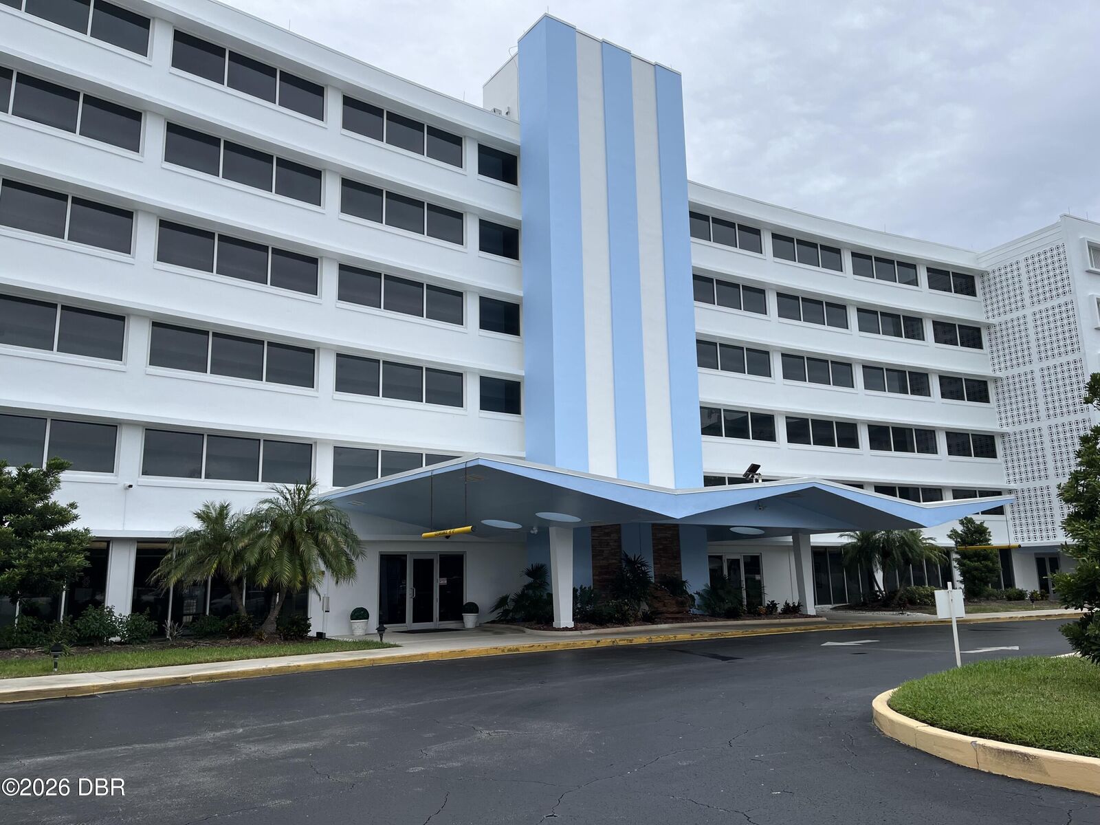 Property Photo:  1224 S Peninsula Drive S 301  FL 32118 