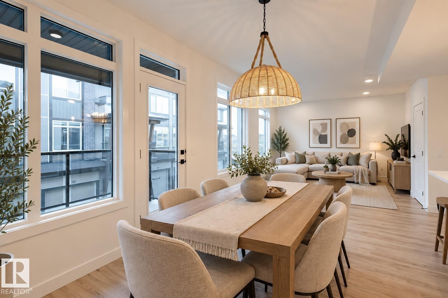 Property Photo:  16231 19 Avenue SW 3  AB T6W 5C6 