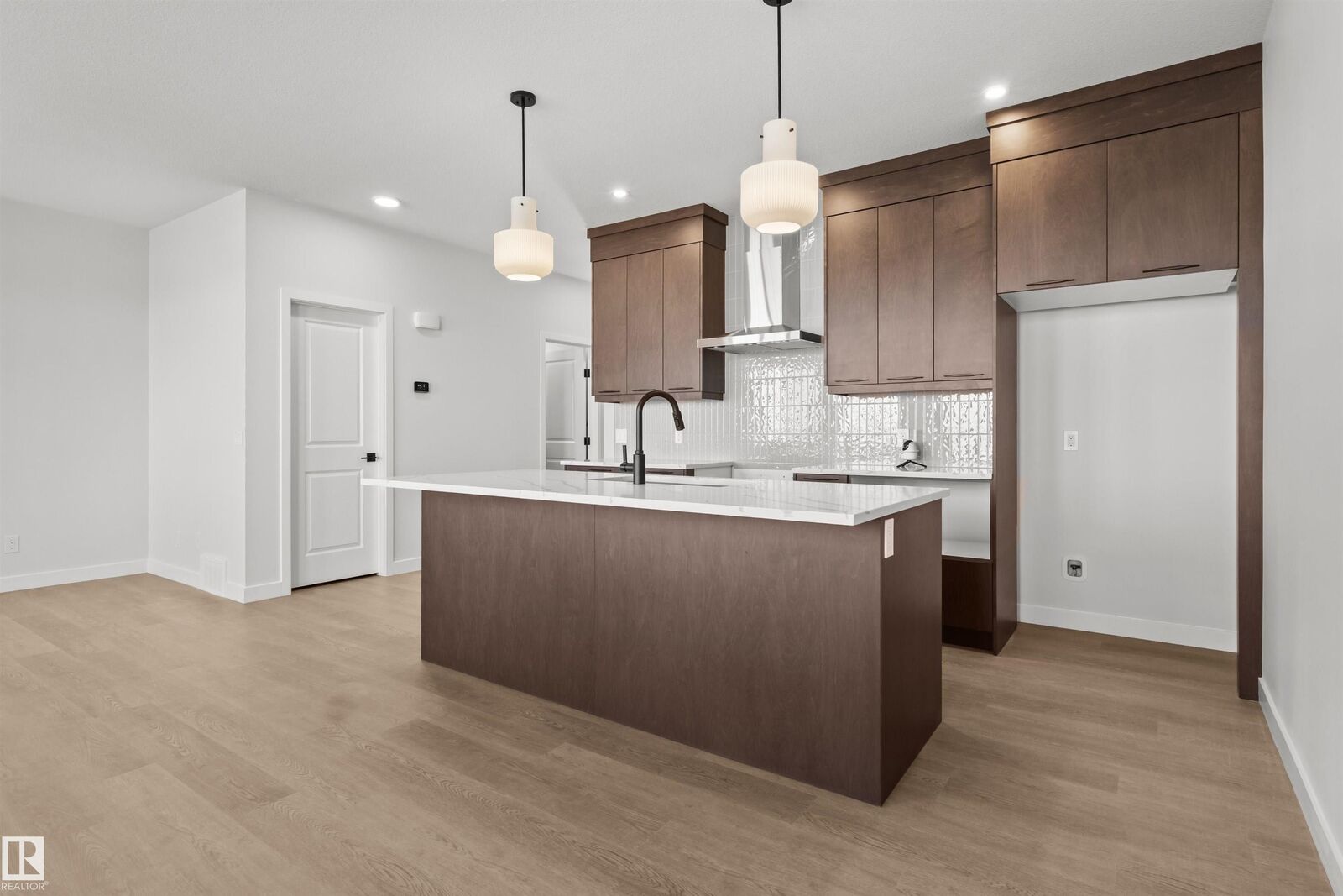Property Photo:  3408 126 Street SW  AB T6W 1R6 