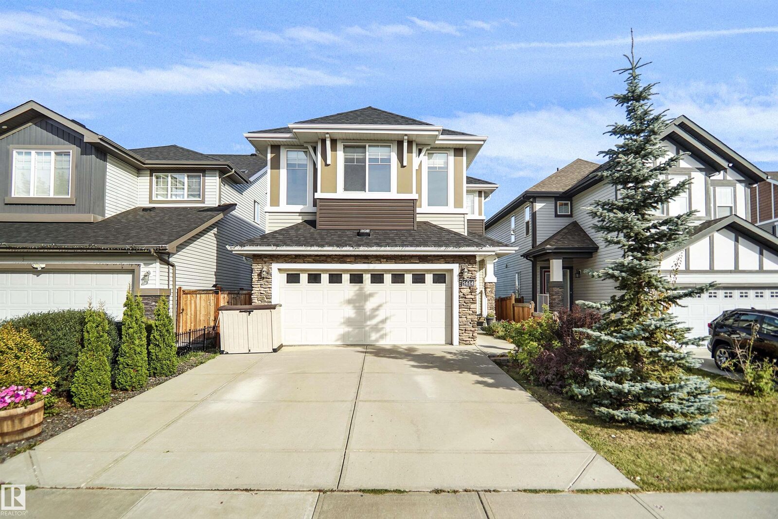 Photo de la propriété:  5614 Allbright Bay SW  AB T6W 3H6 