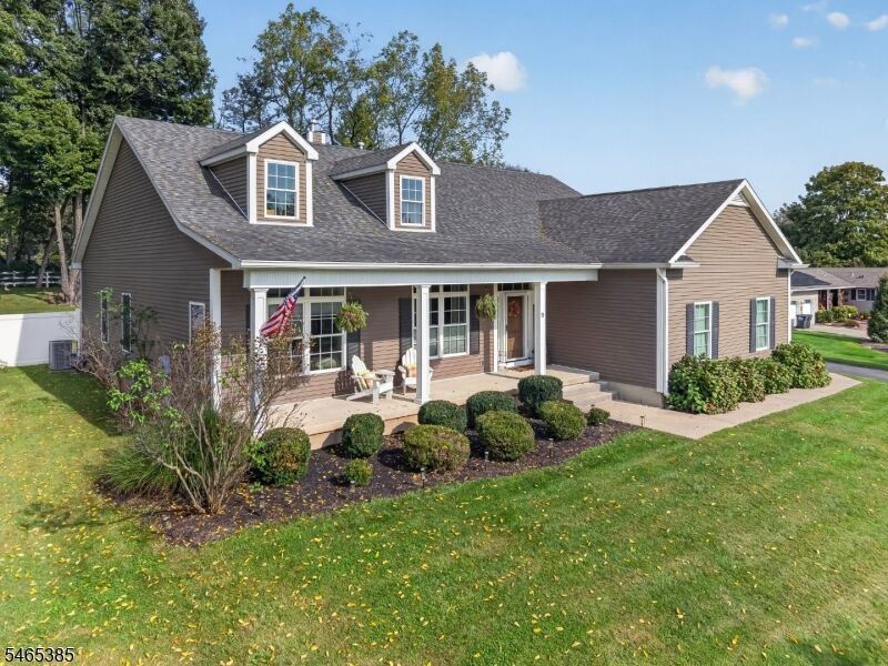 Property Photo:  9 Glory Rd  NJ 08833 