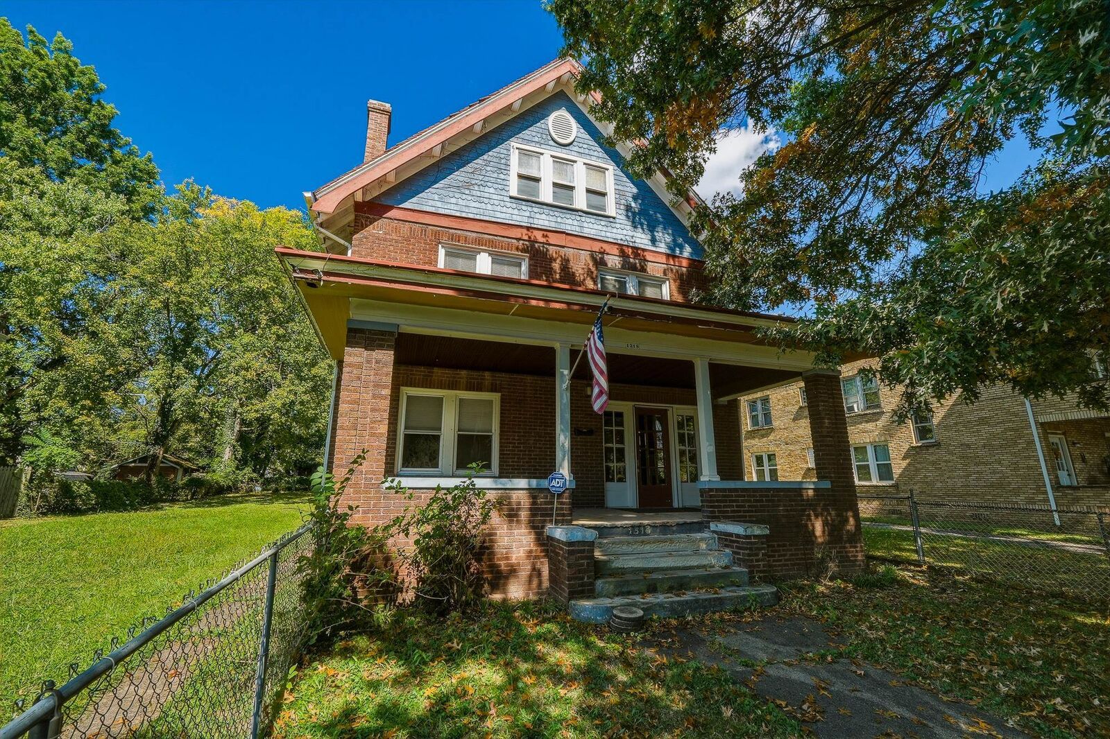 Property Photo:  1318 10th Ave.  WV 25701 