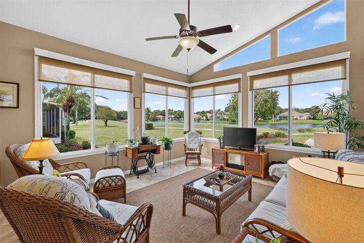 Property Photo:  8021 Saint James Way  FL 32757 