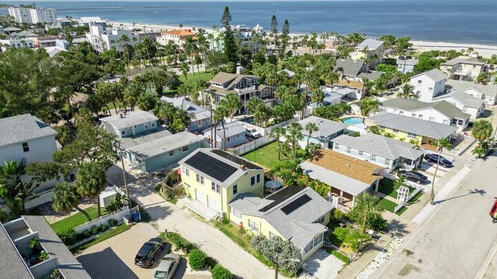 Property Photo: 102 11th Avenue FL 33706