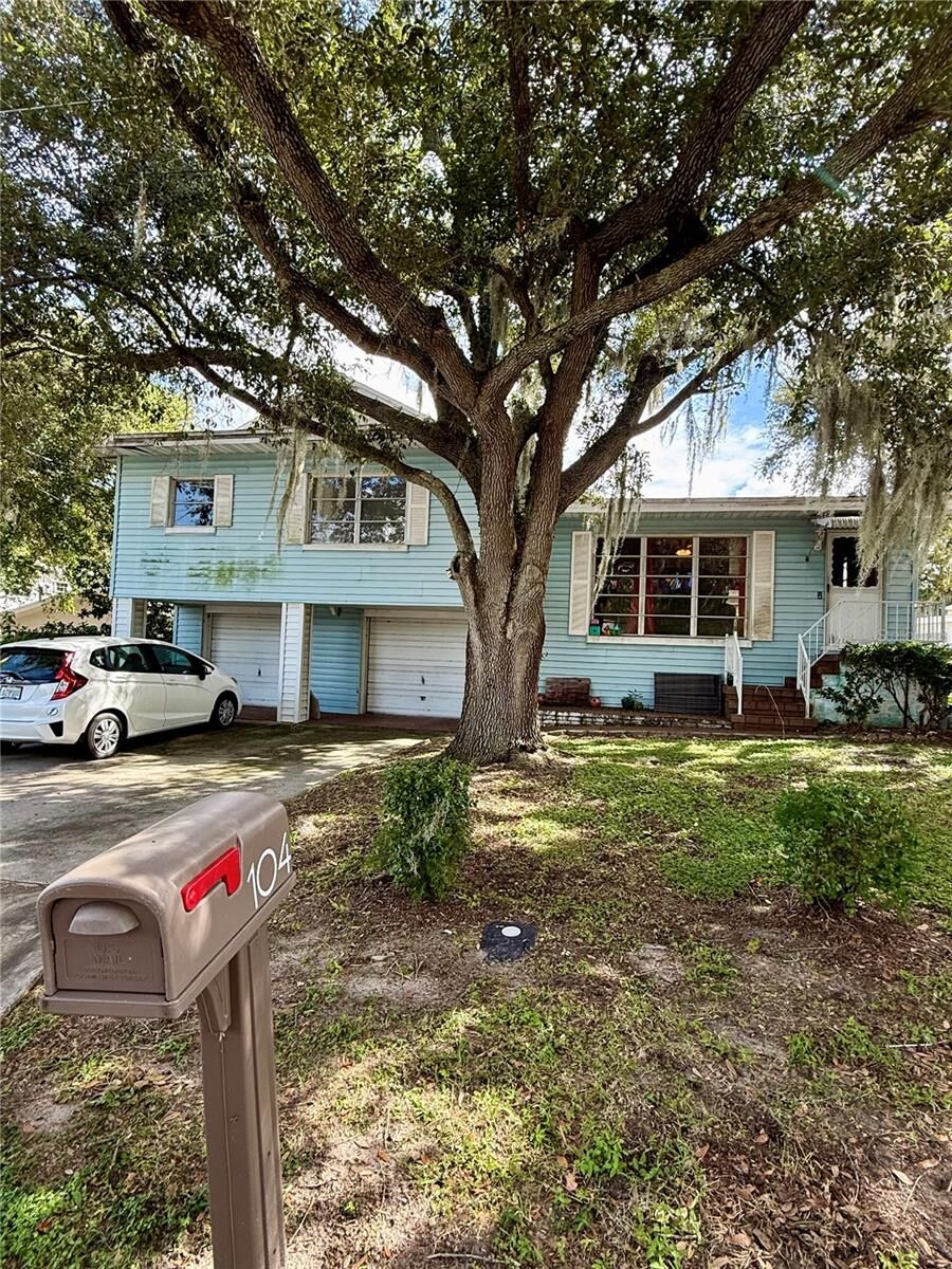 Property Photo:  104 13th Street SE  FL 33880 