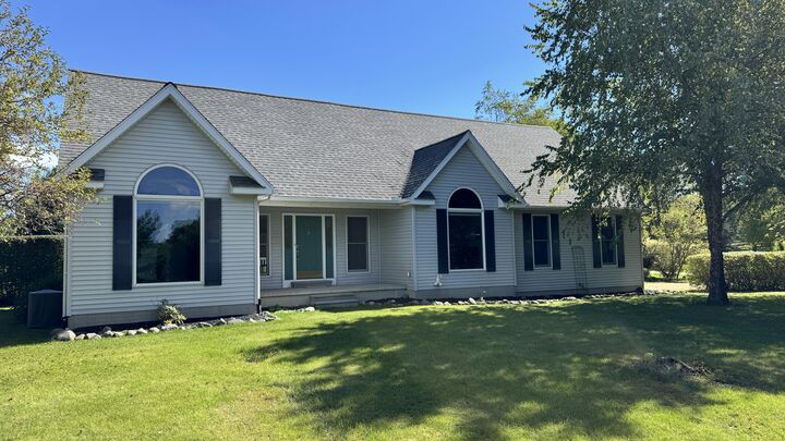 Property Photo: 5261 N Rollin Highway MI 49253