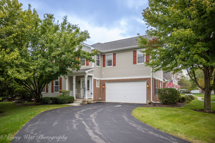 Property Photo:  2615 Lorraine Circle  IL 60134 