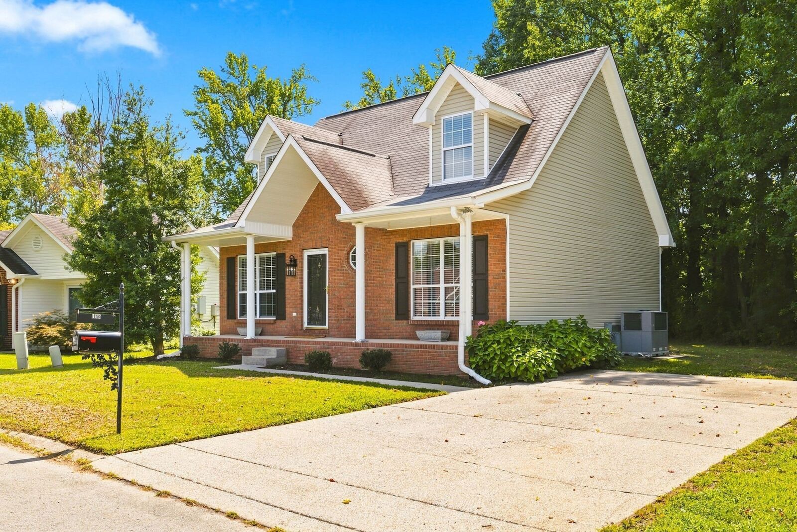 Property Photo: 102 Westchester Dr TN 37188