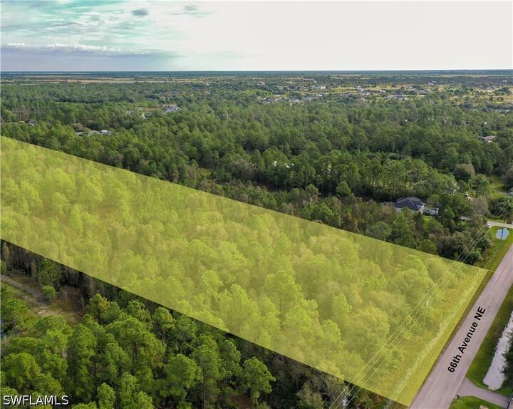 Property Photo:  3285 66th Avenue NE  FL 34120 