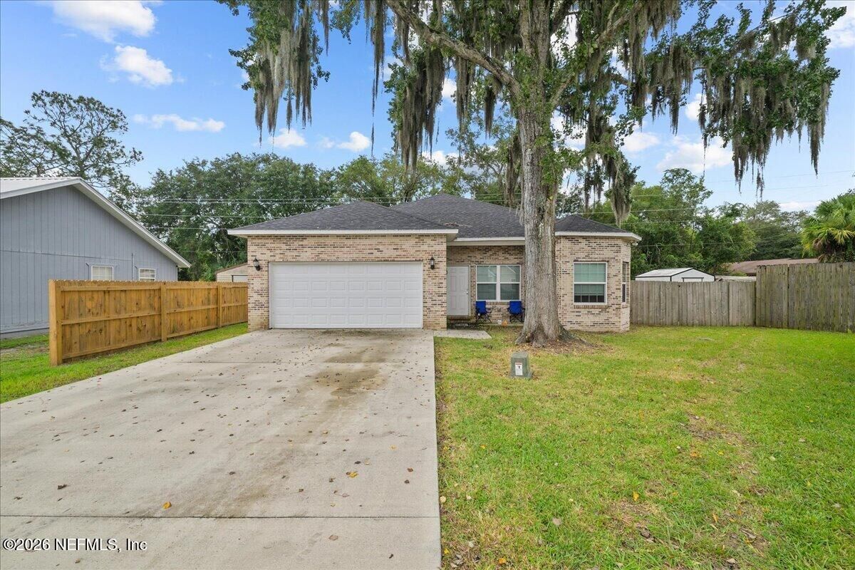 Property Photo:  6107 W 1st Manor  FL 32177 