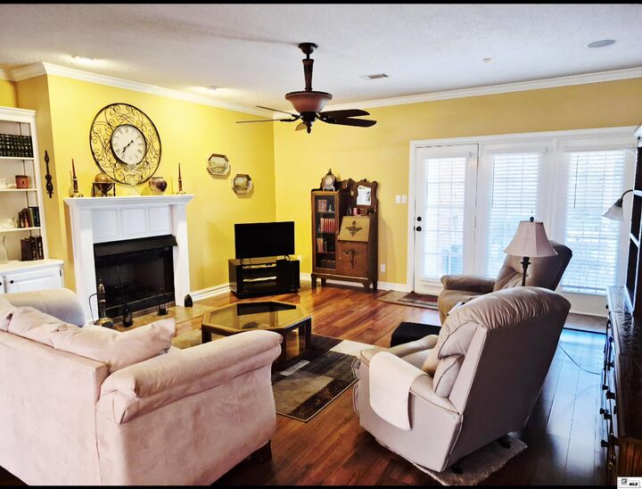 Property Photo:  103 Leon Patrick Drive  LA 71203 