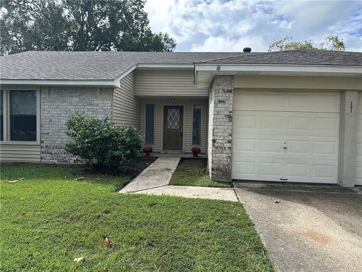 Property Photo: 101 Celeste Circle LA 70458