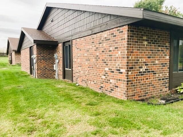 Property Photo:  3009 1st Avenue NW  MN 56201 
