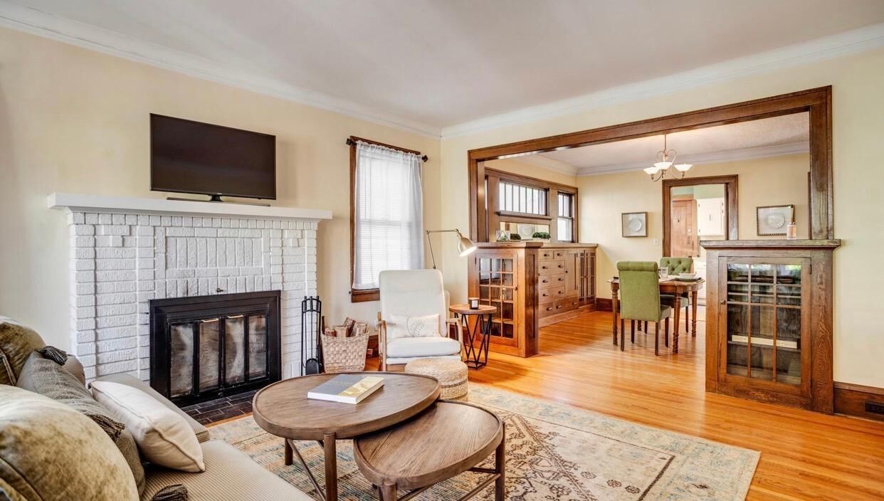 Property Photo:  4332 Harriet Avenue  MN 55409 